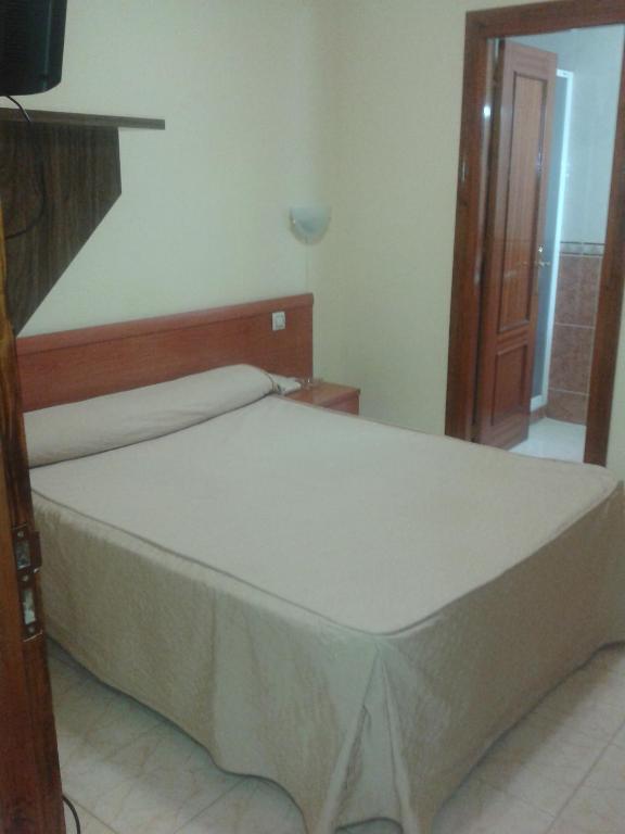 Hotel Los Hermanos Ocaña 部屋 写真
