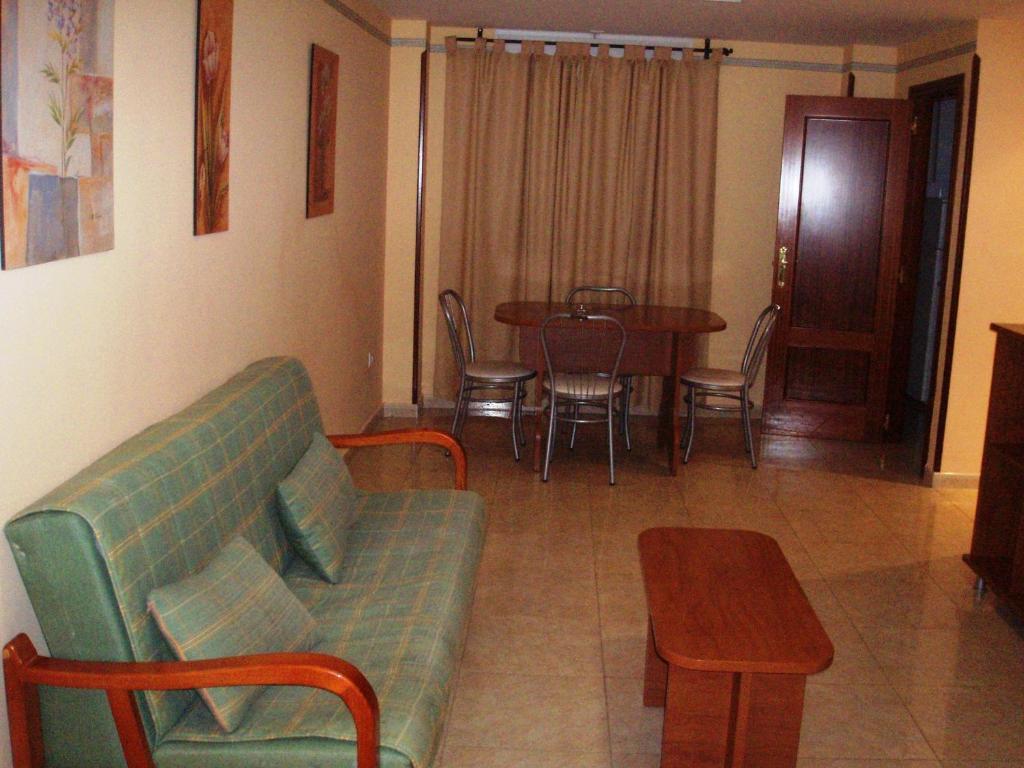 Hotel Los Hermanos Ocaña 部屋 写真